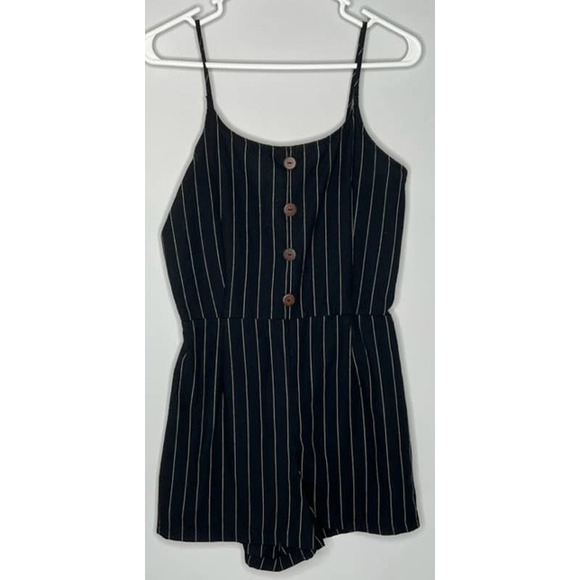 shosho Pants - Shosho Black w/White Strip Romper Medium
